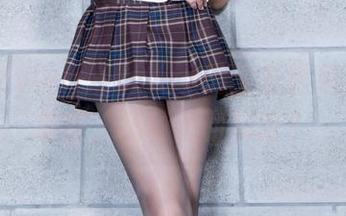 Beautyleg - Laura的全套图包，无需解密，猜猜里面有啥？