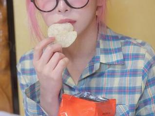 想要？Dami(퀸다미)妹妹的免费图片保证让你欲罢不能！