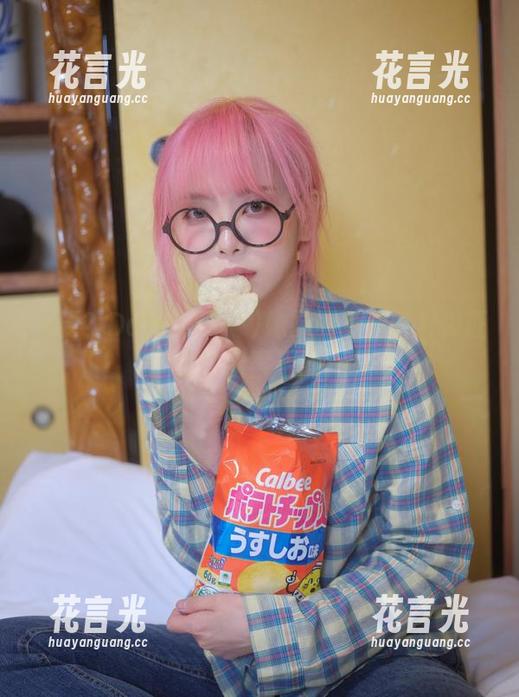 想要？Dami(퀸다미)妹妹的免费图片保证让你欲罢不能！