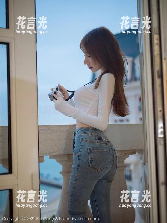 HuaYang花漾-赵惟依coco HuaYang花漾 - 赵惟依coco的修女角色太生动,用免费图片让你庆祝信仰的‘不正经’!