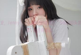 私拍大毕业，Jenny(정제니)的游泳课成了“为何我的头发成这种状况”的经典案例。