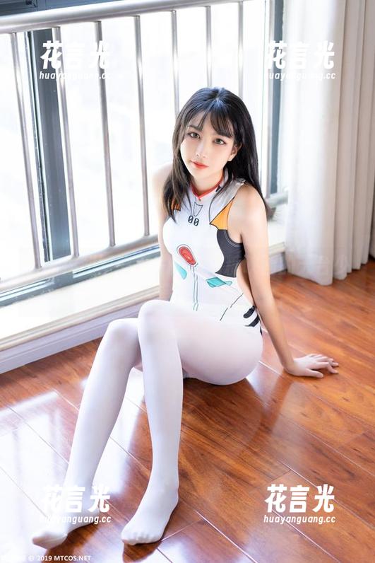 距离福利图只有一步！喵糖映画的天台少女等你来瞧
