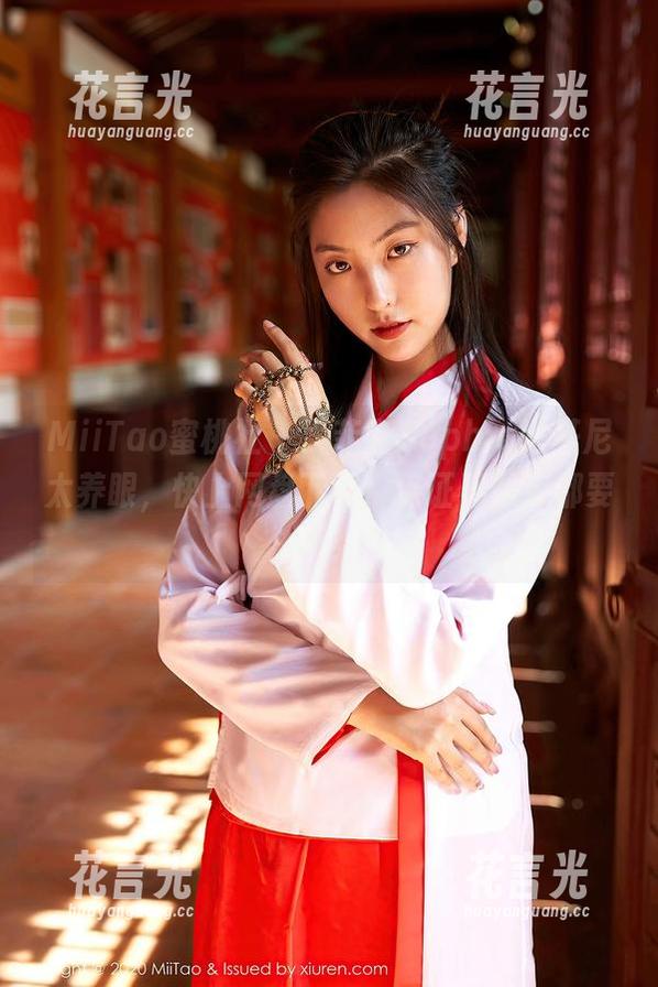 MiiTao蜜桃社-索菲娅Sophia MiiTao蜜桃社 - 索菲娅Sophia比基尼太养眼,快上网盘下载,保证不熬夜都要想!