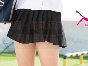 UGirls尤果网 - 略带顽皮的穆菲菲，修女图包等你来下载