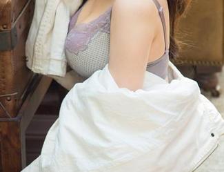 UGirls尤果网 - 最新力作：韩沫瑜浴缸里的心事，水面下究竟藏了啥？