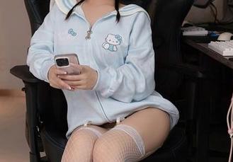 Xiuren秀人网 - 陈大榕带来的职业装分享，职场里的灵魂是否能耀眼到极致？