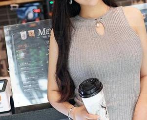 YouMi尤蜜荟 - 写真风格大揭秘：合法萝莉的女孩梦，高清让每一帧都充满无限可能。