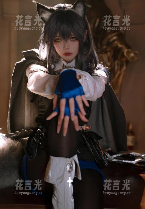 w百合欧皇子w 如果COS能兑换财富,w百合欧皇子w的合集肯定富得流油!