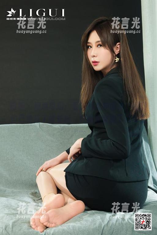 丽柜-司琪 丽柜 - 精选司琪:看这组女神图集,感觉自己快成了背景板,只能默默搬了几步位……
