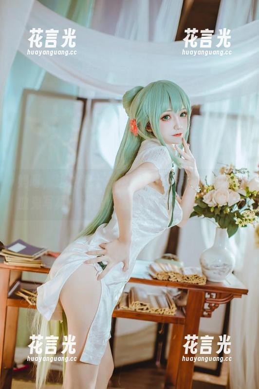 乖乖衣宝 妈呀,这种护士我也想要!乖乖衣宝的吸血鬼写真,遵循精选审美,可真不一般!