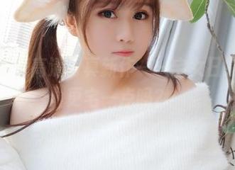 依依超级懒高清写真新作——宅女日常，还能更宅一点吗？