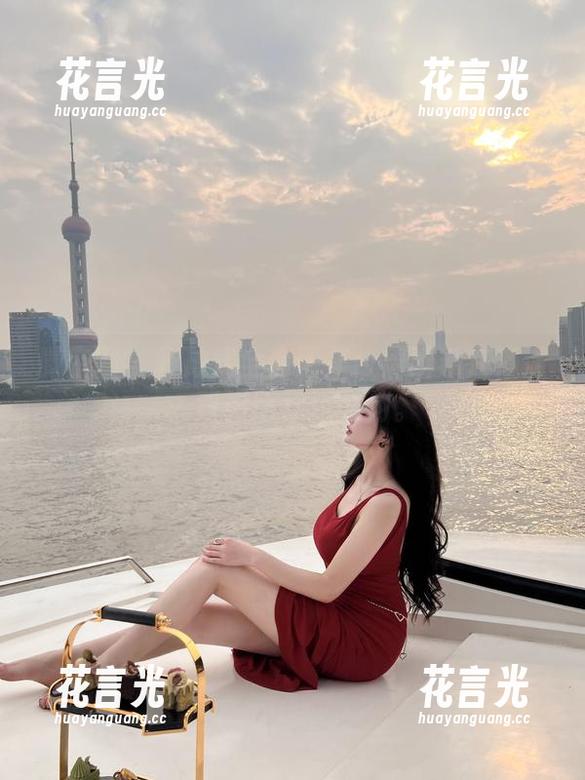 周妍希 微密圈 - 开放式全套图集:周妍希在海滩,背影比你还会勾。