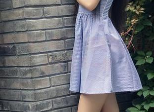 头条女神 - 举个栗子，刘雨露的最新棉袜作品可真不一般