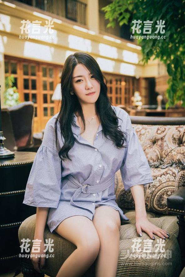 头条女神-萌琪琪 头条女神 - 萌琪琪的连体衣写真集:有多可爱你自己去下载吧!