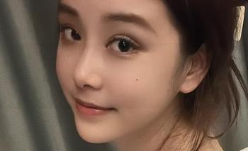 微密圈 - 奶雯的户外图集，媚眼如丝却不玷尘世