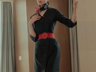 年年Nnian的妹妹展示：图库里的小仙女，婚纱外的趣味十足