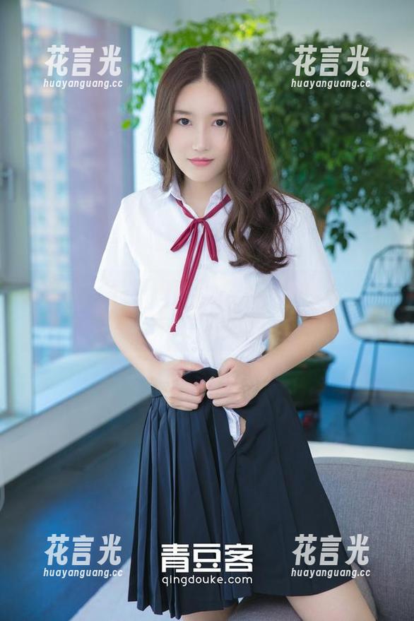 推女神 - 套图内容丰富，Kiren_程程程的修女造型里藏着点小心思，欲说还休。