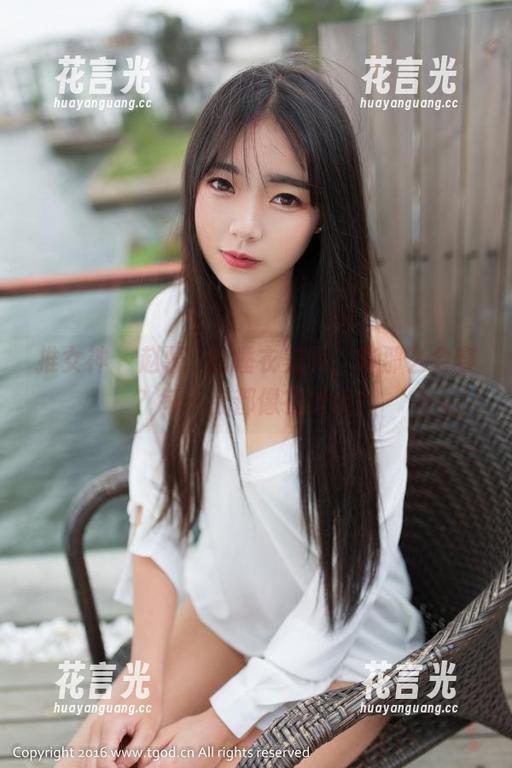 推女神-赵馨玥 推女神 - 赵馨玥的睡衣美图,咋那么会穿?每一张都像在撩我!