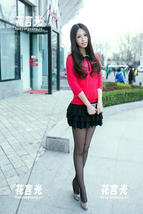 推女郎-艾栗栗 推女郎 - 免费获取!看艾栗栗在粉色中打游击,找找看哪儿最“抓眼”。