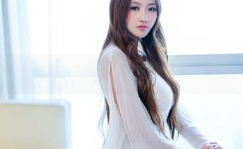 推女郎 - 谭冰的瑜伽课，私房练习的“卖萌”时刻