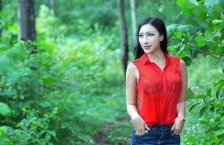 推女郎 - 图包中的水手服，赵惟依的每个姿态都像是一道光，难道我被爱的海光照到了？