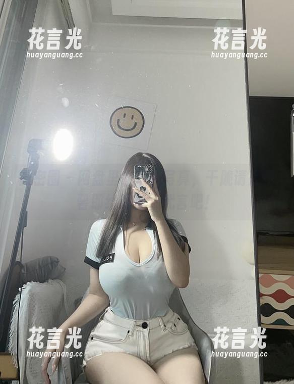 微密圈 - 网盘里的双人写真，干脆请是可馨耶给我做个代言吧！