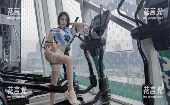 微密圈 - 全套皮衣，果儿Victoria又来了！这次图包会不会让你惊掉下巴？
