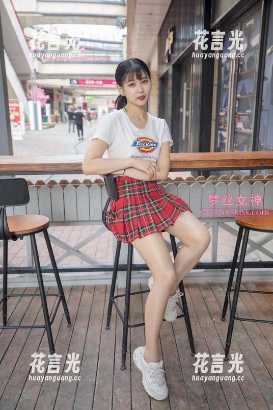 梦丝女神-王娇娇 梦丝女神 - 原图在手,王娇娇的裤里丝,私房魅惑溢出屏幕!