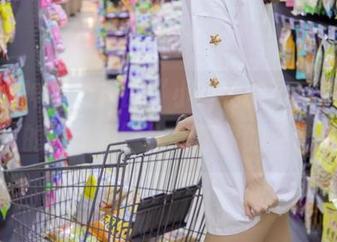 梦丝女神 - 璇璇的“小黄鸭帽”写真集，里面的“资源”比我想象的更出彩。
