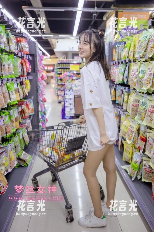 梦丝女神-璇璇 梦丝女神 - 璇璇的“小黄鸭帽”写真集,里面的“资源”比我想象的更出彩。