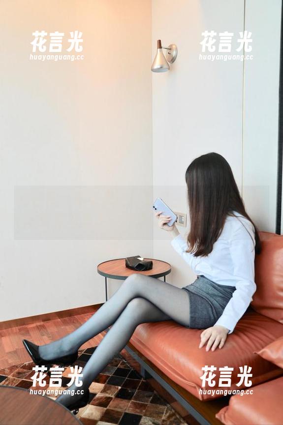 梦里一只喵 微密圈 - 不可思议!梦里一只喵的白色吊带袜写真集,分享的不只是靓照!