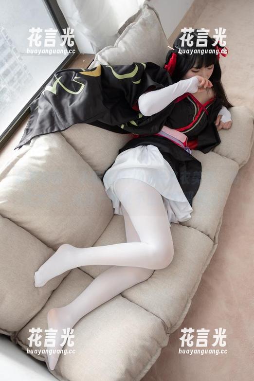 森萝财团-小奶糕Milky 森萝财团 - 小奶糕Milky的皮衣美图,如此大胆,给我一种说不出口的吸引力!