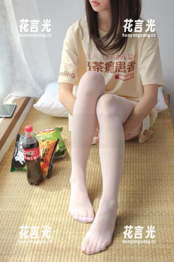 森萝财团 - 等等，这张小梓在运动中的照片，眉眼之间透露出点小心思吧？