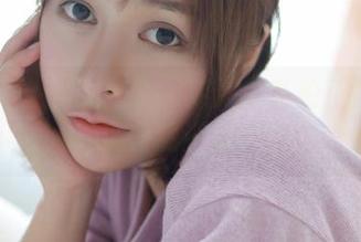 模范学院 - 写真里的梦梵：私拍正合我意，姿势竟然还挺自然！