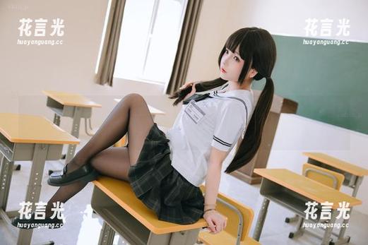 樱井小莜木有穿睡衣的夜晚？没问题，美图和套图来填背心的空白！