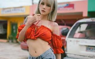 波萝社 - 王雨纯马尔代夫旅拍，网盘里的写真，别问我怎么保存的，直接拖一拖就好！