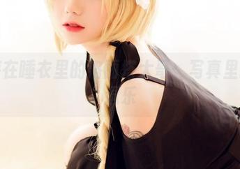 梦游在睡衣里的洛丽塔大哥：写真里的小逗乐