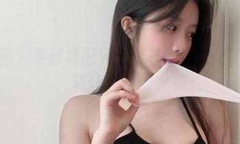 微密圈 - 牛仔裤配火龙果羊？网盘里的造型真让我傻眼。