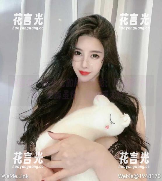 猪小七 微密圈 - 猪小七的网袜探戈:原图原汁原味,更新虽快,但情感无价。