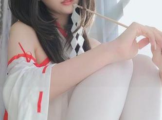白银81的2022年fantia合集私拍原图，别问我怎么看的，我只是路过。