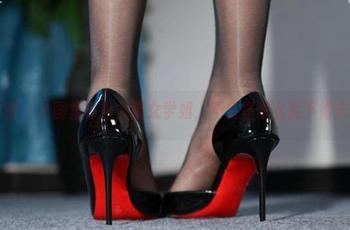 微密圈 - 从图集看白龙猫女学姐，不分享怎么能下得去手？