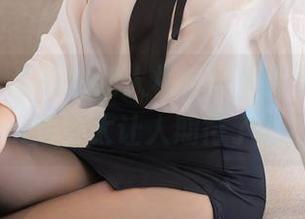 秀人网 - 说好的新人模特黑丝诱惑呢，Yomi悠蜜太让人期待了吧？