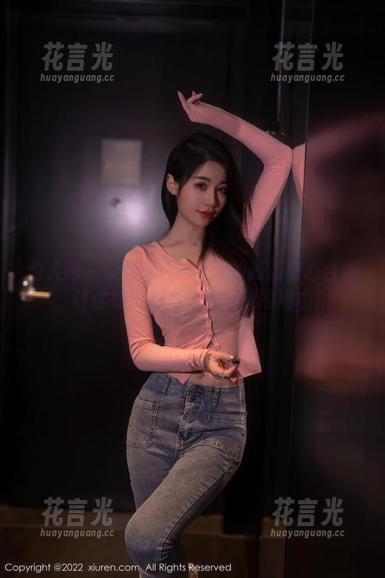 秀人网-柴婉艺Averie 秀人网 - 柴婉艺Averie的高清甜心合集,让你每天都有心跳加速的理由!