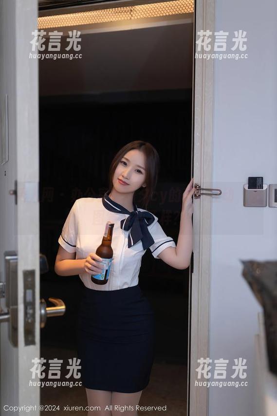 秀人网-雨夕cy 秀人网 - 办公室和雨夕cy的奇妙互动,原图竟然变了样?
