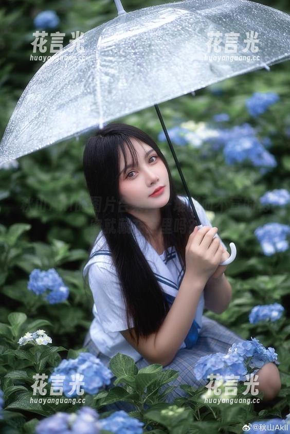 秋山AkI 秋山AkI的图片合集:一堆秘而不宣的秘密就藏在这里吗?