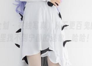 紧急企划 - 在线写真，从五更百鬼的粉色里找不到宁静的迹象，哈哈！