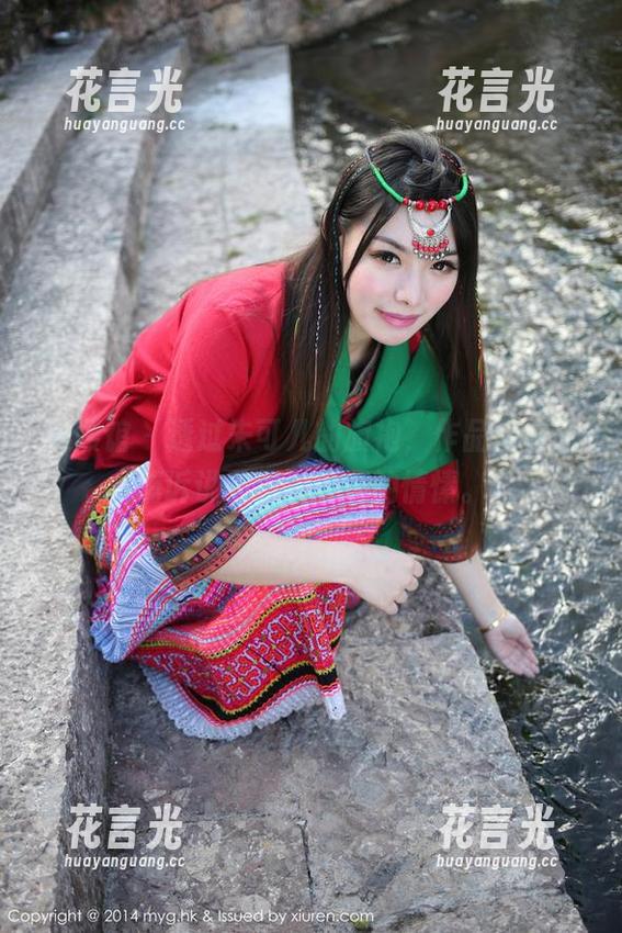美媛馆-朱可儿 美媛馆 - 透过朱可儿的旗袍,作品仿佛悄悄诉说着织女与王的情愫。