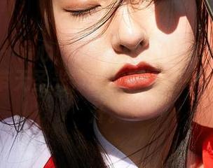 蜜桃社 - 小心！韵莉娜VANILLA的双马尾，附带无圣光特效直击灵魂—图包大公开。