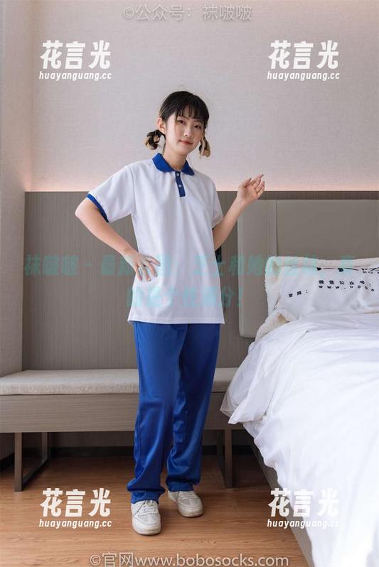 袜啵啵-芝士 袜啵啵 - 最新套图:芝士和她的丝袜,真的是个性满分!