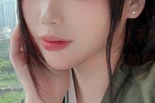 不只是私房美图，还有阿九从不咕咕的甜心魔法，来一发摸不着头脑的突然甜！